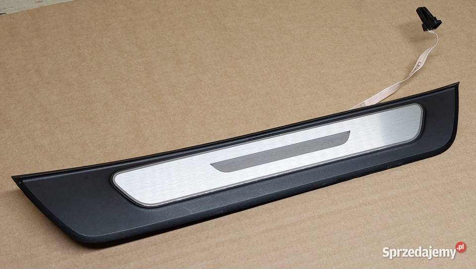 LISTWA PRAWA PROGU PROGOWA TYŁ LED AUDI A6 C8
