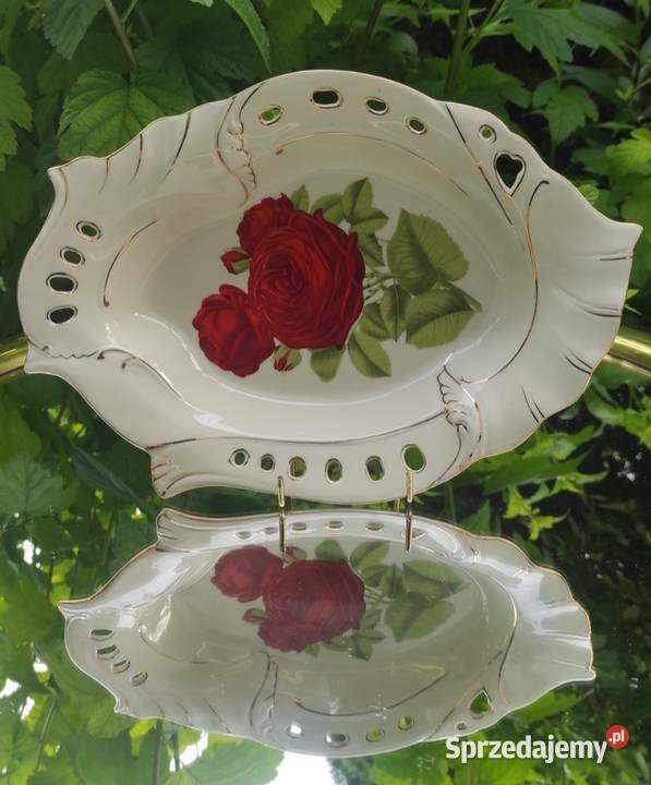 Porcelana zdobiona motywem róż