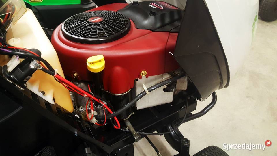 Traktorek ogrodowy kosiarka VIKING Cyclon MT780 Kobiele Wielkie