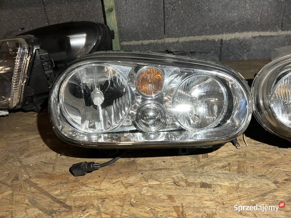 Lampa prawy lewy przód Vw golf IV oryginał Lampy przednie Kęty