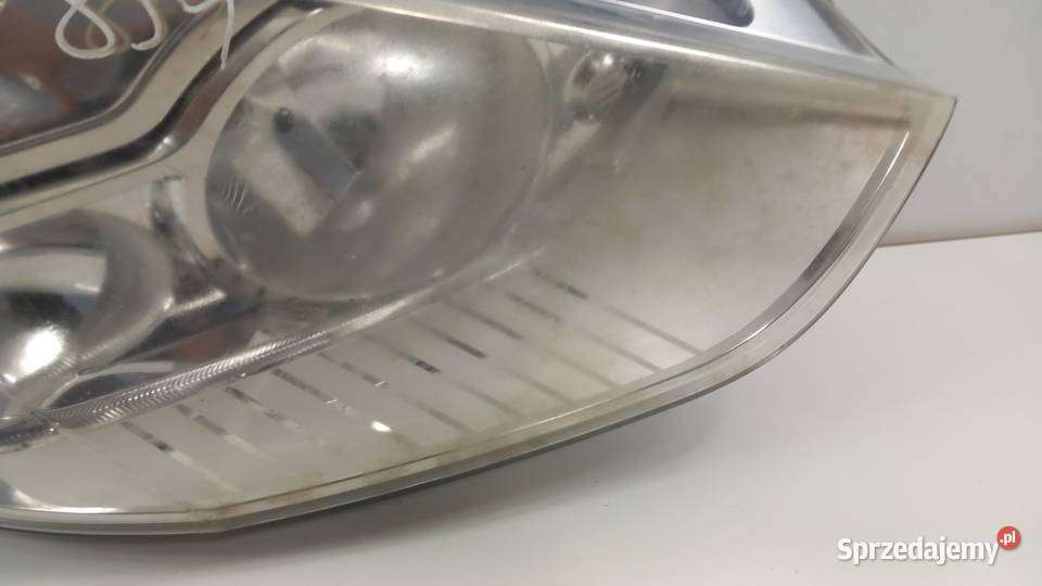 FORD S I LAMPA PRZÓD PRAWA Zbierkowo