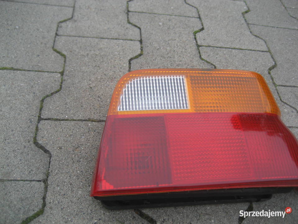 ford escort 9092r lampa tyl lewa prawa osobowe Rakoniewice
