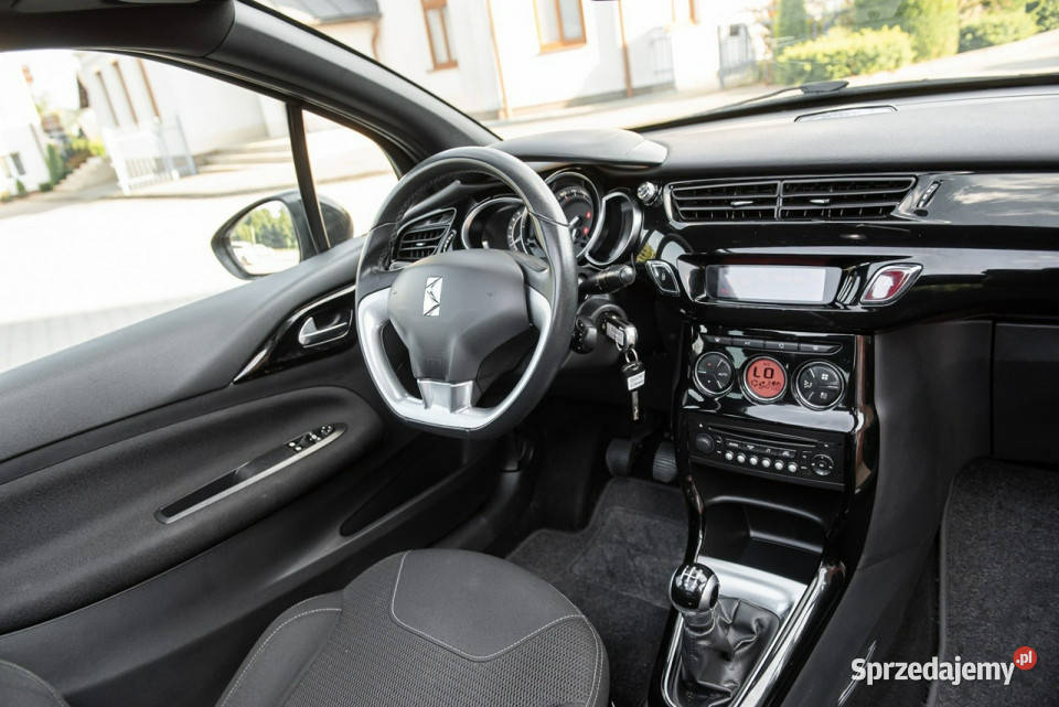 Citroen DS3 Cabrio 16VTi 120 SoChic 112 Super 1598cm3 DS3 Samochody osobowe Zwoleń