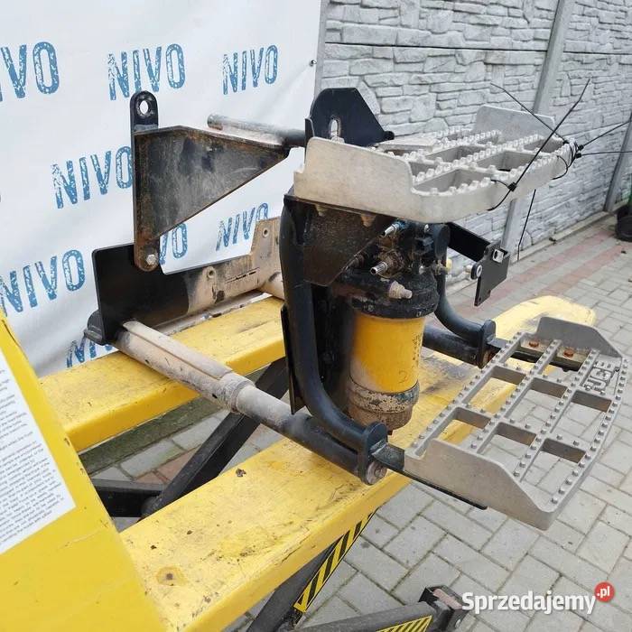 JCB Stopnie pod zbiornik paliwa 3CX 4CX koparko Łowicz