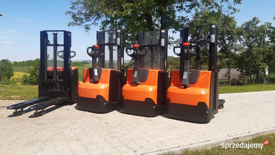 Paleciak elektryczny z niskim masztem wózek Celiny