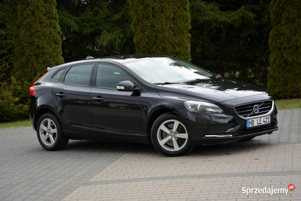 Volvo V40 Xenon Ledy Virtual Zegary Parktronik światła LED Ostrów Mazowiecka sprzedam