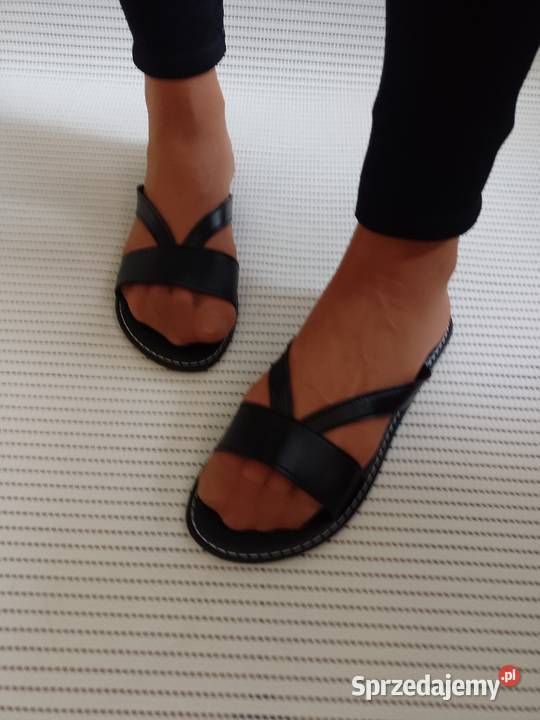 40 Czarne Klapki Skóropodobne z Londynu NOWE Sandały i klapki Kraków
