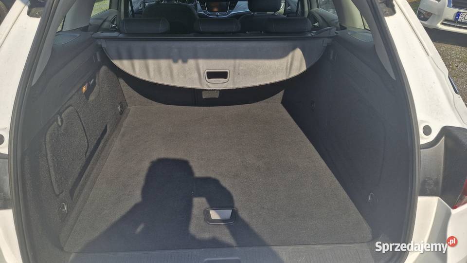 Opel ASTRA SPORTS TOURER 16 BENZYNA 110 sprzedam