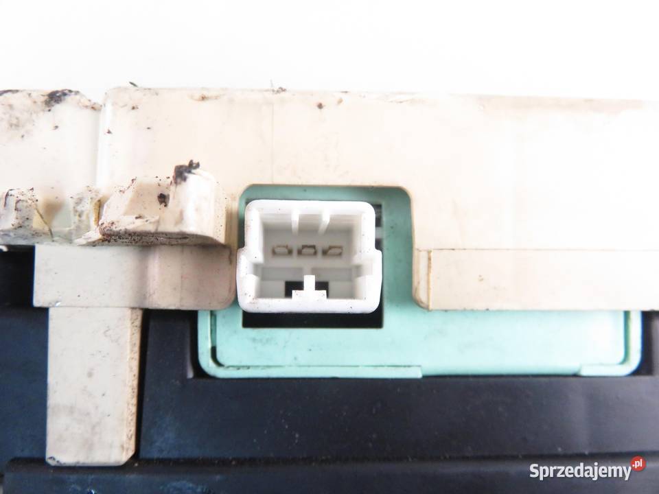 BSI CHRYSLER 300M LR 27 V6 24V EER 04602282AD Skrzynki bezpieczników