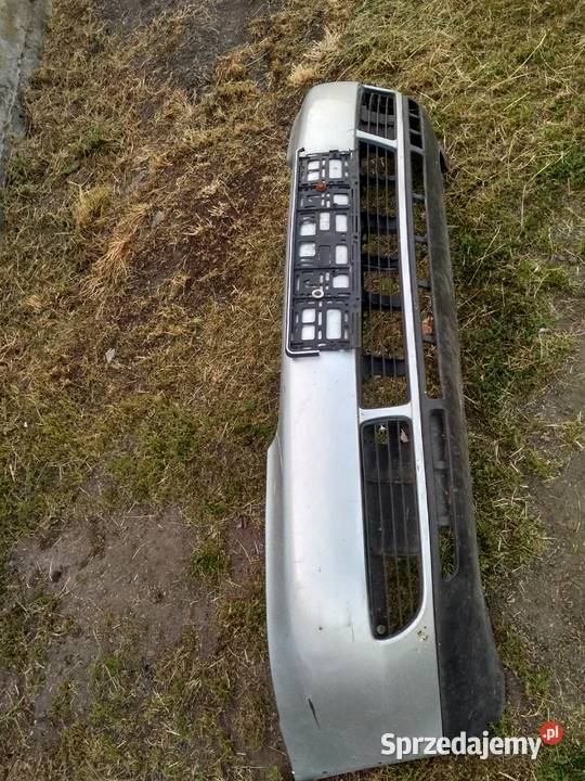 Zderzak przod Audi A4 B5 kratki belka srebrny Chełm