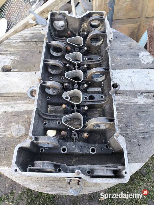 Podstawa wałków rozrządu podpora mercedes 28 Lutoryż sprzedam