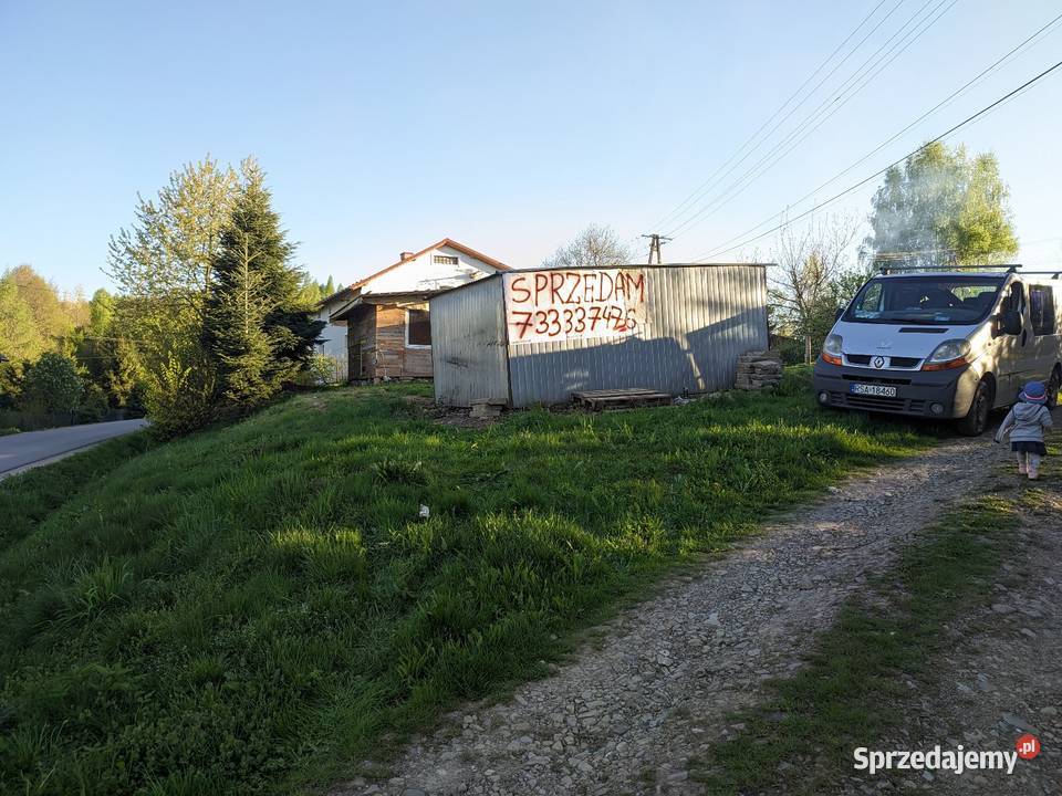 Działka budowlana z garażem i altaną Zahutyń