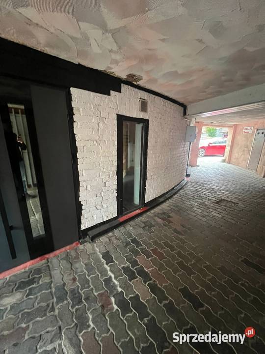 wynajmę wynajem lokal handlowo usługowy Pomorska Bydgoszcz sprzedam