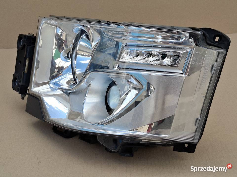 RENAULT GAMA T RANGE REFLEKTOR LEWY H7 LAMPA