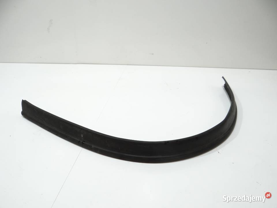 USZCZELKA ZDERZAKA BMW 2 F46 OE 7300515 lubelskie Strzyżewice