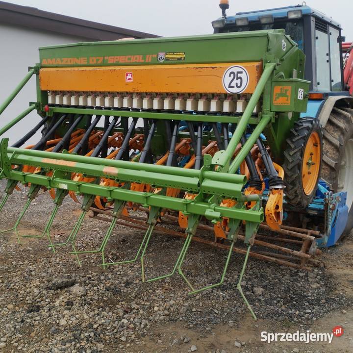 Siewnik zbożowy Amzaone D7 special 2 super stan sprzedam