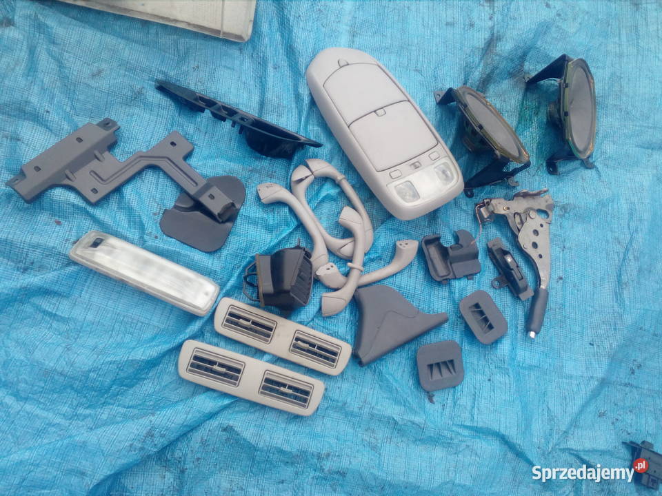 Mazda mpv 01r lampka podsufitki Strzelce Krajeńskie