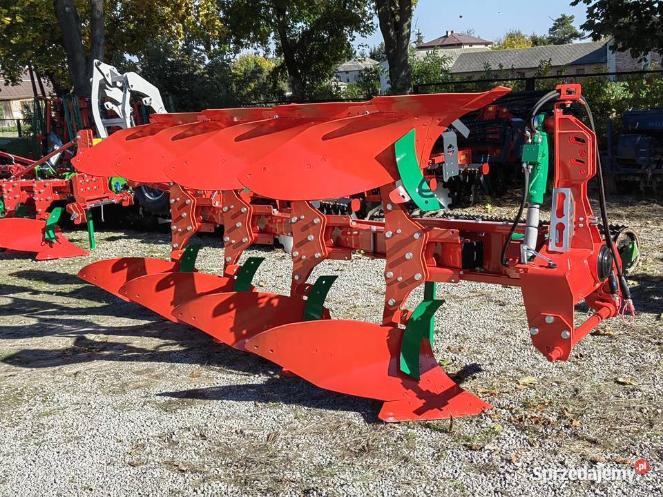 Pług obracalny AGROMASZ 4 Żółkiewka-Osada sprzedam