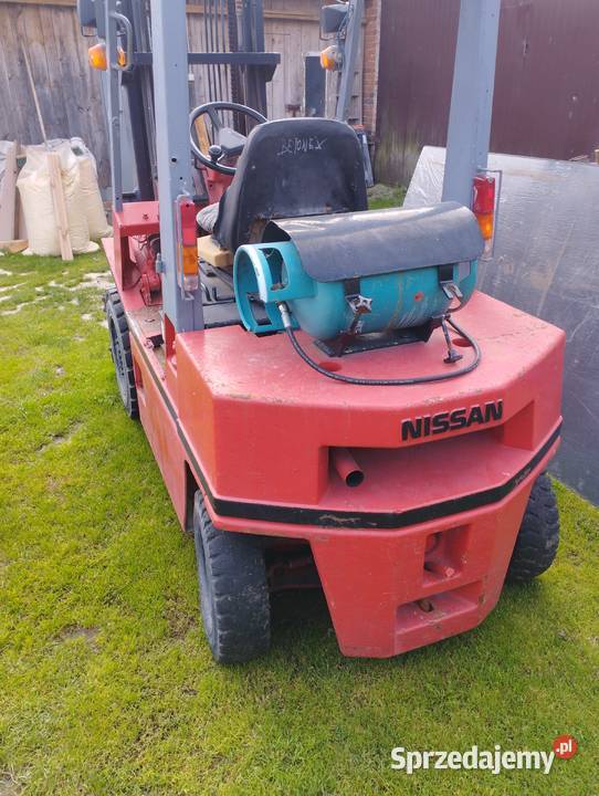 Wózek Widłowy Nissan H15 przesuw boczny