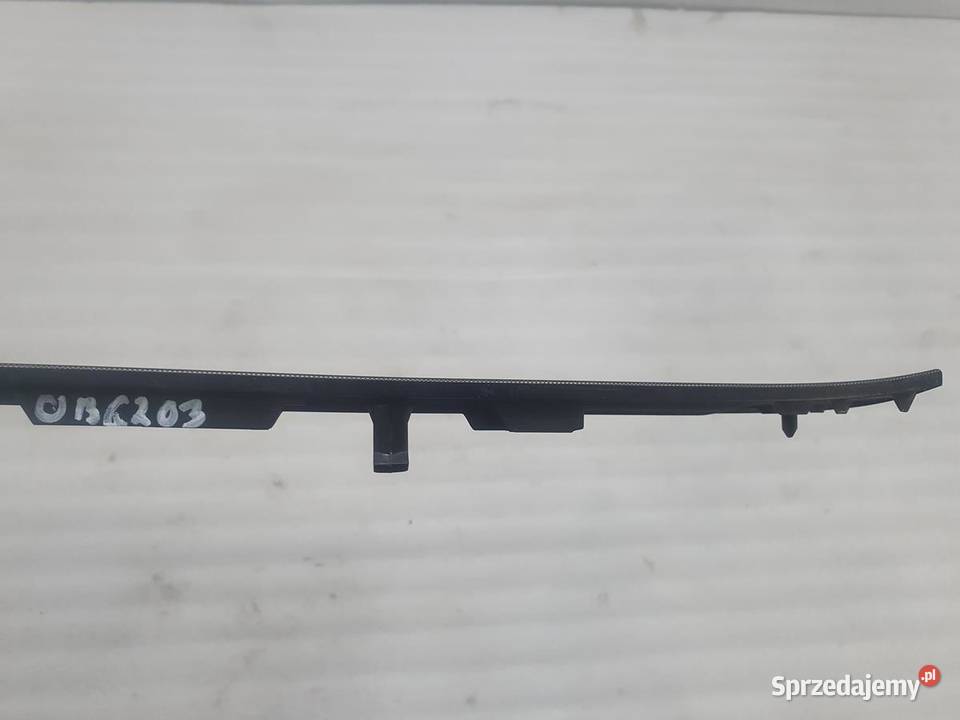 LISTWA ZEGAR DEKOR VW TOURAN 1T1858415