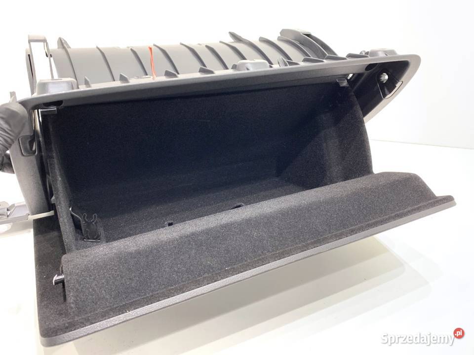 SCHOWEK PASAŻERA SKODA 20 TSI Hatchback