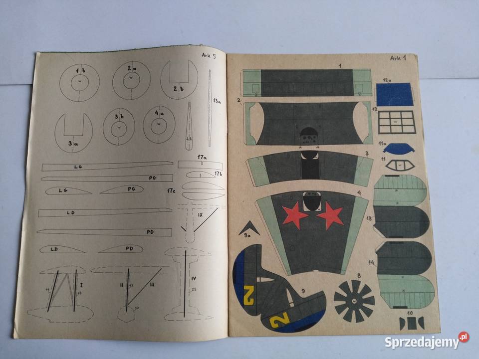 Mały Modelarz 71982 Radziecki samolot pokładowy Modelarstwo