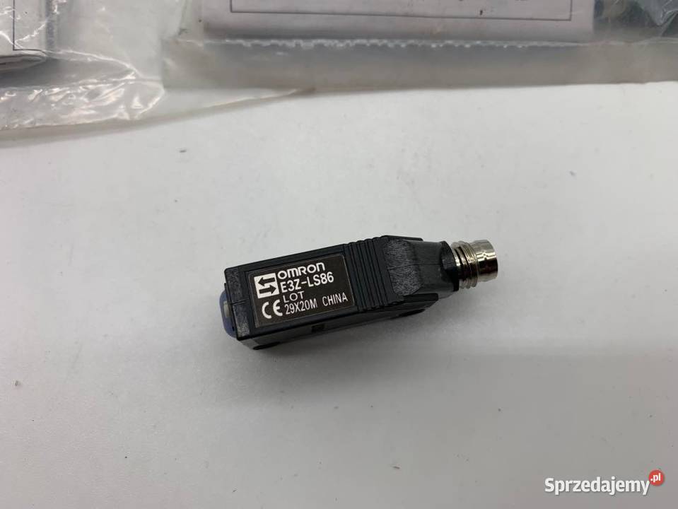 OMRON E3ZLS86 Czujnik fotoelektryczny sprzedam
