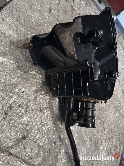 Filtr powietrza airbox Suzuki GSXS GSXR 125 M66 Poznań