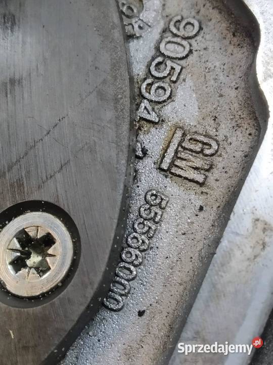 POMPA OLEJU 55566000 20 CDTI Opel Insignia I