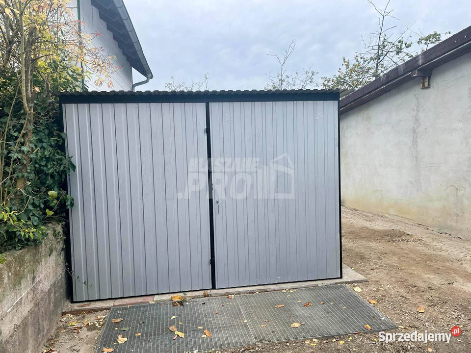 Garaz blaszany 3x5 Brama dwuskrzydłowa szary samodzielny Zakopane