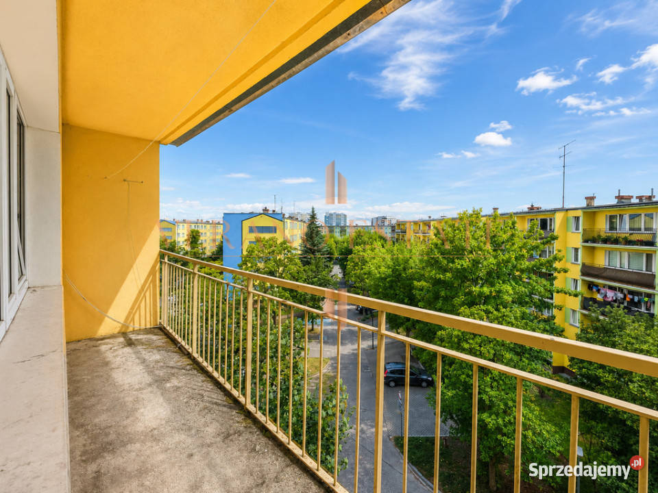 Duży balkon Zieleń Świetny układ Liczba pokoi 2 łódzkie Skierniewice sprzedam