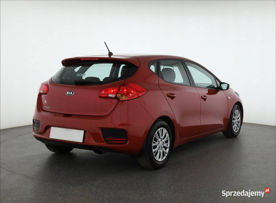 Kia Ceed 16 i Rok produkcji 2017 mazowieckie Piaseczno