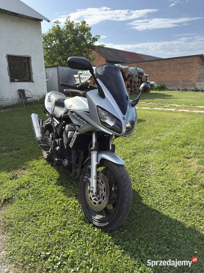 Motocykl Yamaha Fazer 600 ZADBANY NISKI PRZEBIEG Yamaha lubelskie