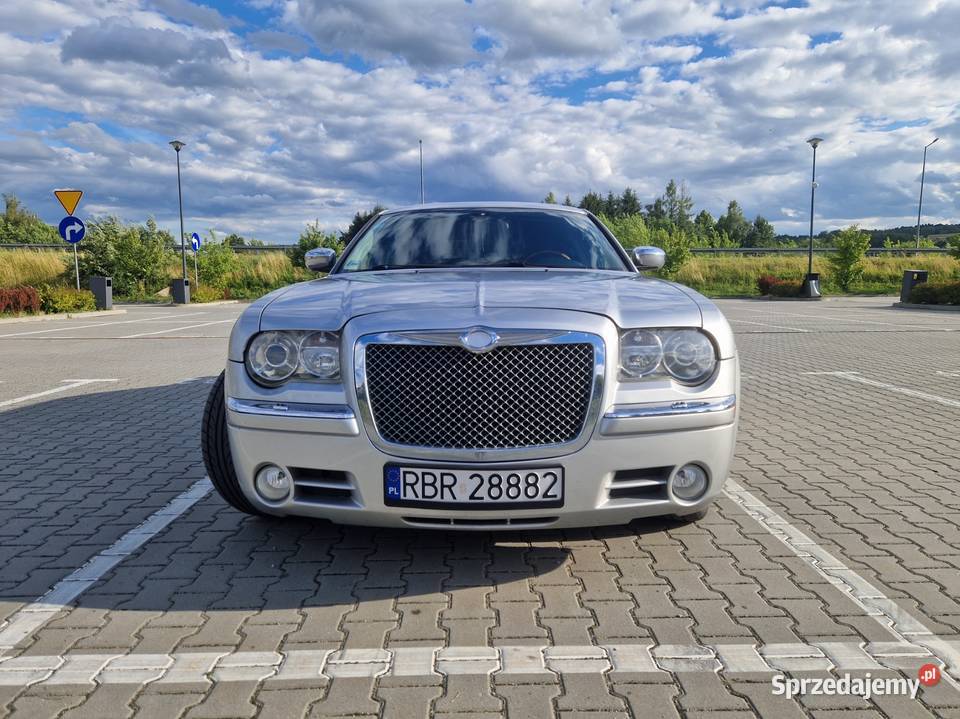2005 Chrysler 300C 57 HEMI LPG 286000km podkarpackie
