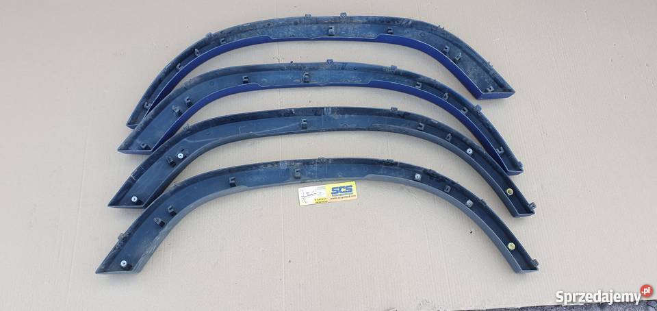 VOLVO FH4 LISTWA OBRZEŻE NADKOLE BANAN LEWY części blacharskie Bieleń