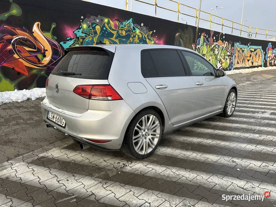 Volkswagen Golf VII GTI 20 220 manual mały 220KM Świdnik sprzedam