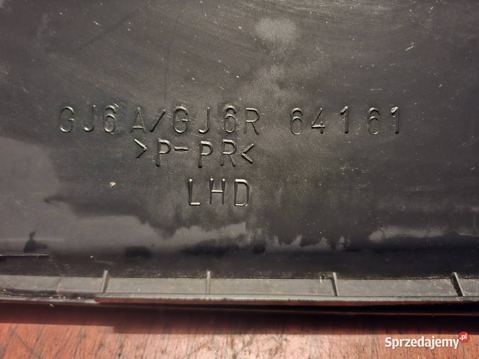 Schowek pasażera Mazda 6 I GG GY GJ6A GJ6R 64161 Przyborów sprzedam