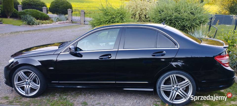 Sprzedam Mercedesa w204 320CDI AMG 2987cm3