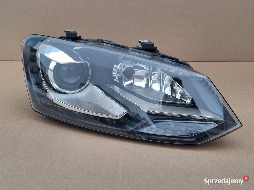 VW POLO V 6R 6R1 REFLEKTOR PRAWY XENON LED LAMPA osobowe Bieleń
