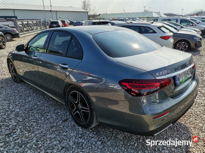 MERCEDESBENZ E 220 D 2022 199300 ccm 200 nieuszkodzony Warszawa