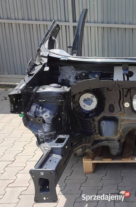 VW TAYRON ĆWIARTKA PODŁUŻNICA PRAWA PRZÓD LC7Q Zestawy części blacharskich