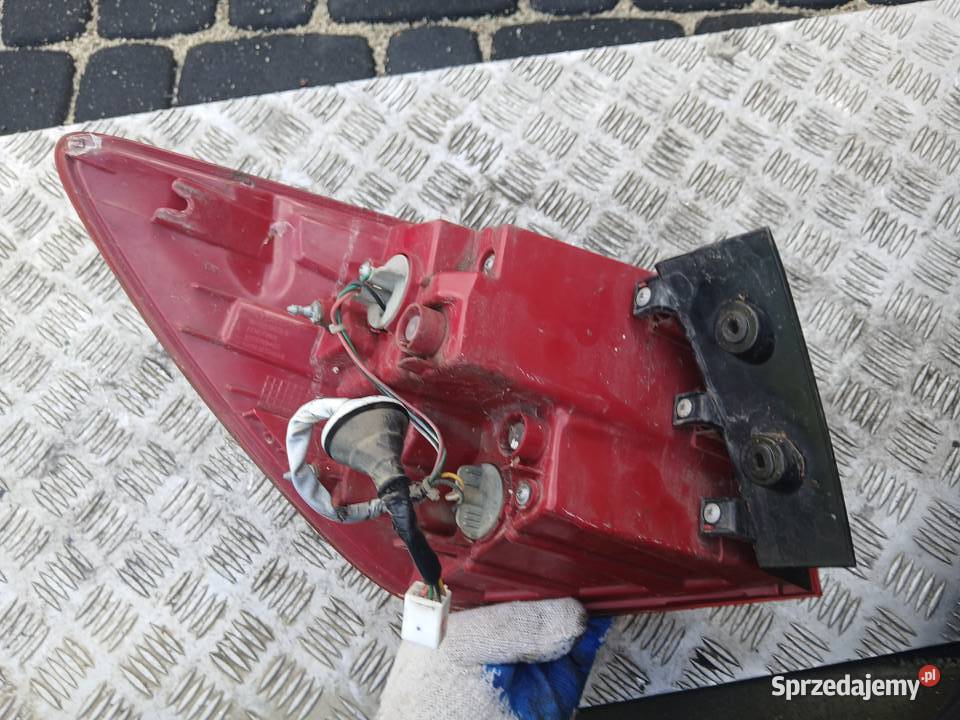 Lampa prawa tył tylna Kia Ceed II 2 SW kombi EU osobowe Radłów