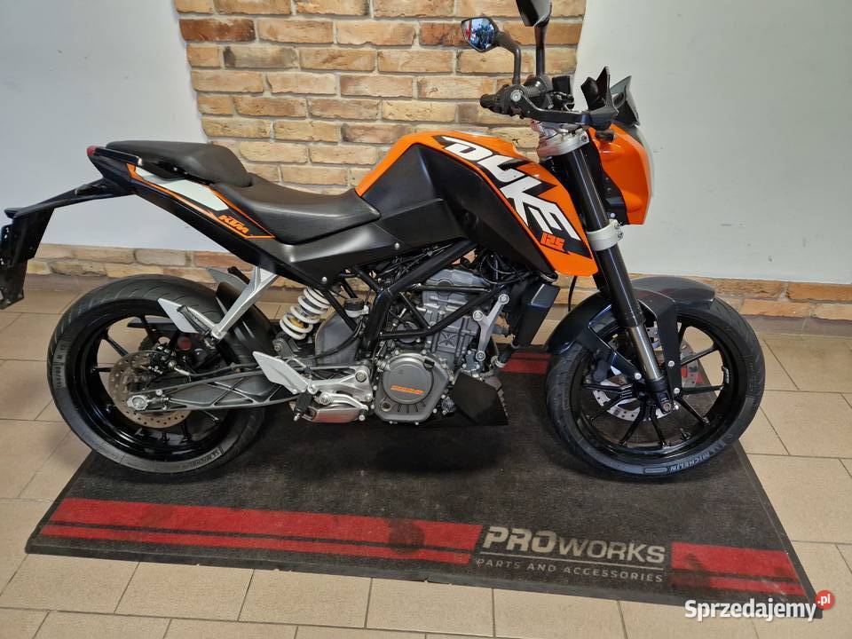 KTM DUKE 125 ABS przebieg 25177 2013r nieuszkodzony Kórnik