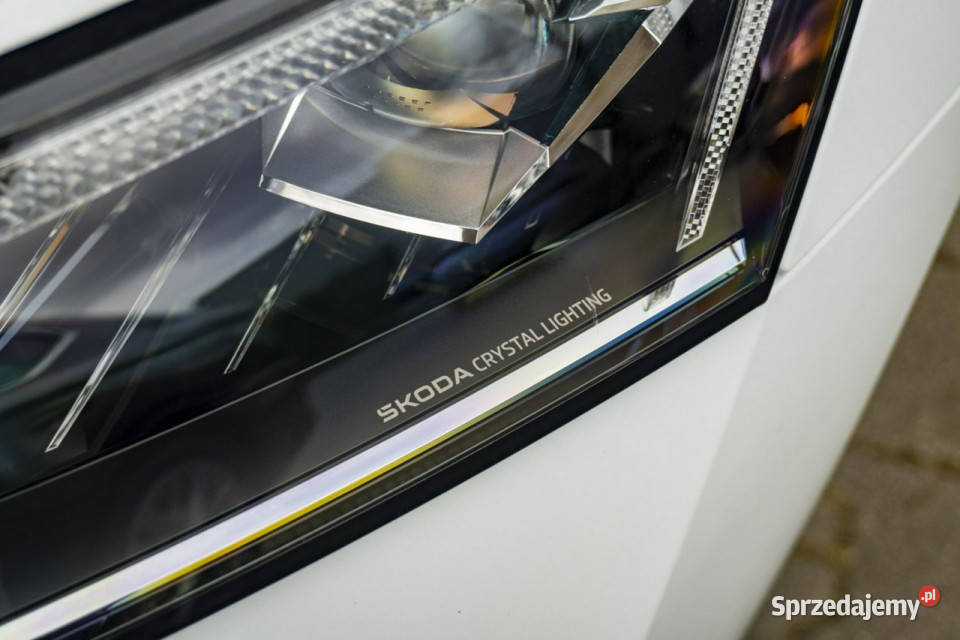 koda Octavia Combi Sportline 15 TSI mHEV 150 DSG asystent pasa ruchu Łódź