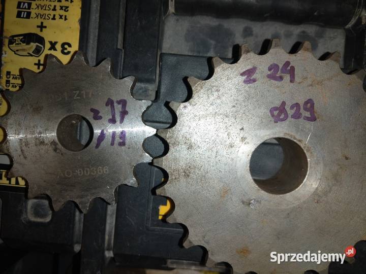 koło łańcuchowe zębate 10B1 Z17