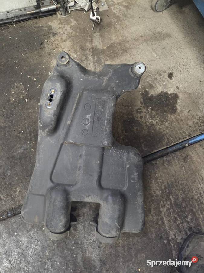 Bak zbiornik paliwa suzuki eiger 400 Zbiorniki paliwa sprzedam