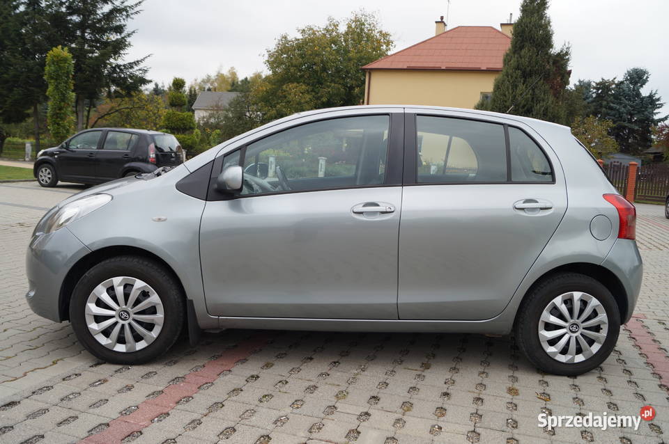TOYOTA YARIS 2 Klima 5 Drzwi Zarejestrowany