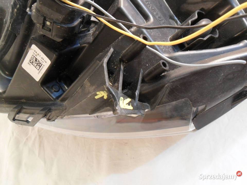 REFLEKTOR PRZÓD STRONA PRAWA RENAULT CLIO IV Nowy Tomyśl