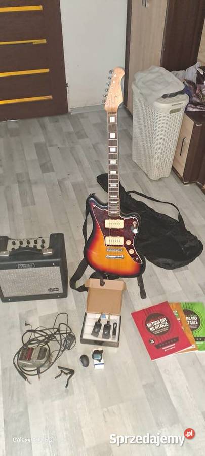Sprzedam gitarę elektryczną z całym zestawem Pozostałe Luzino