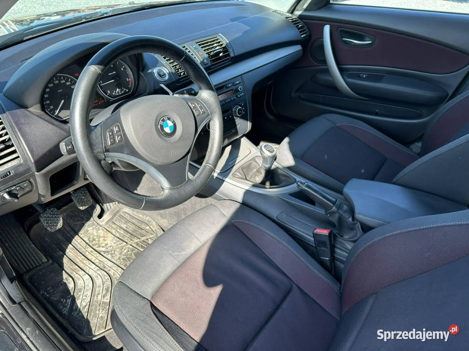 BMW 118 118d 143 2010r tempomat klimatyzacja 186 klimatyzacja dolnośląskie Wojkowice